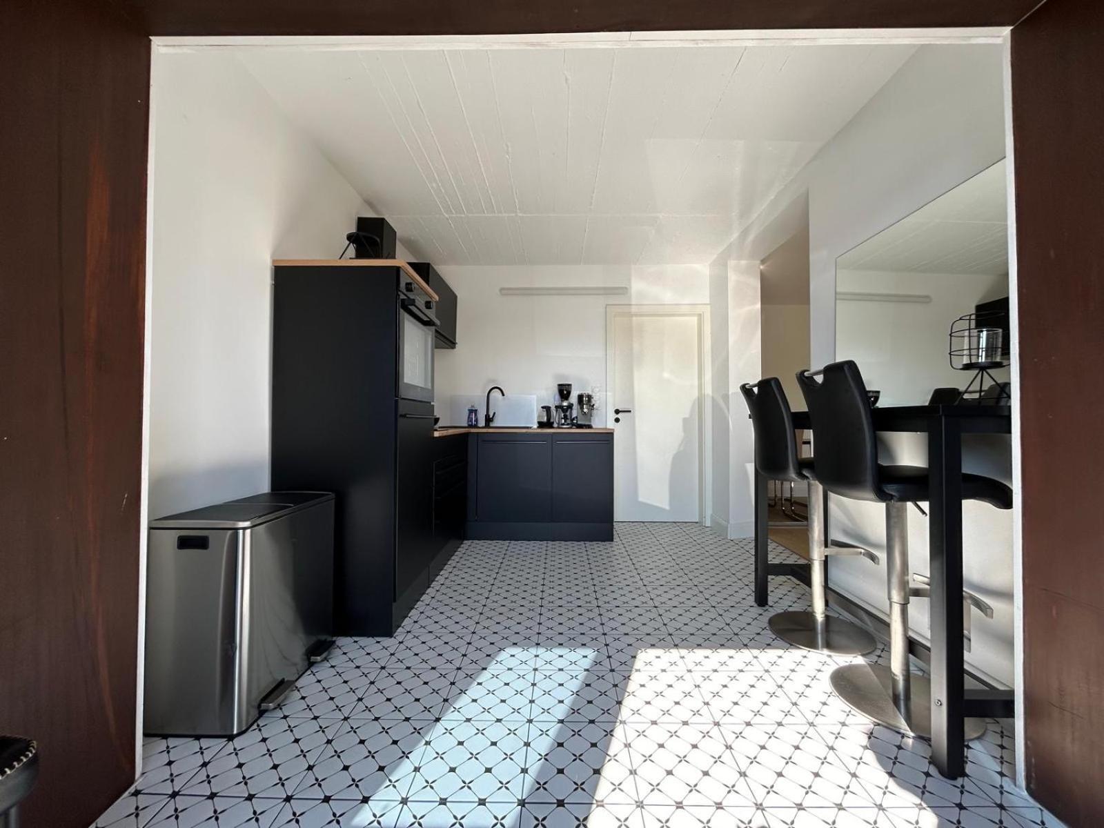 Boardinghouse 44 Apartment *